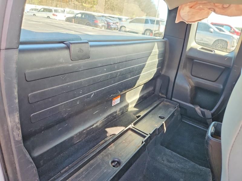 2017 Toyota Tacoma SR