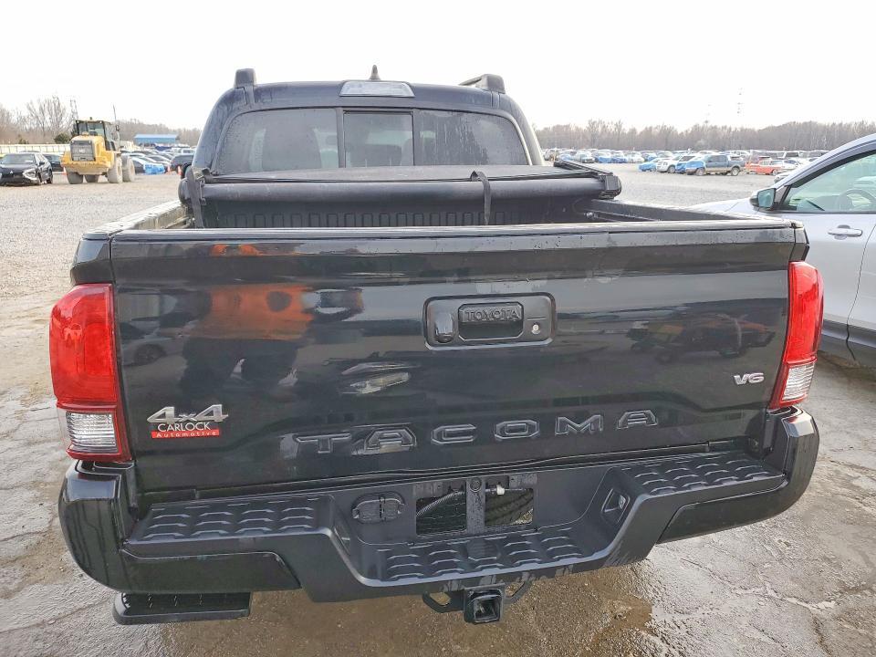 2022 Toyota Tacoma sr V6