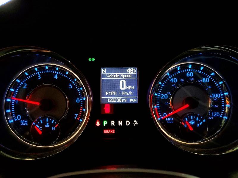 2012 Chrysler Town & Country Touring