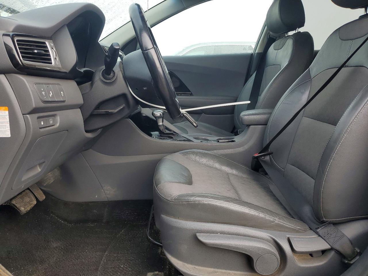 2017 KIA Niro ex