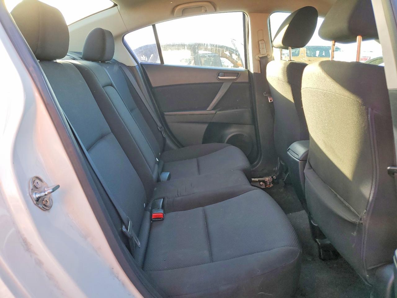2011 Mazda 3 I