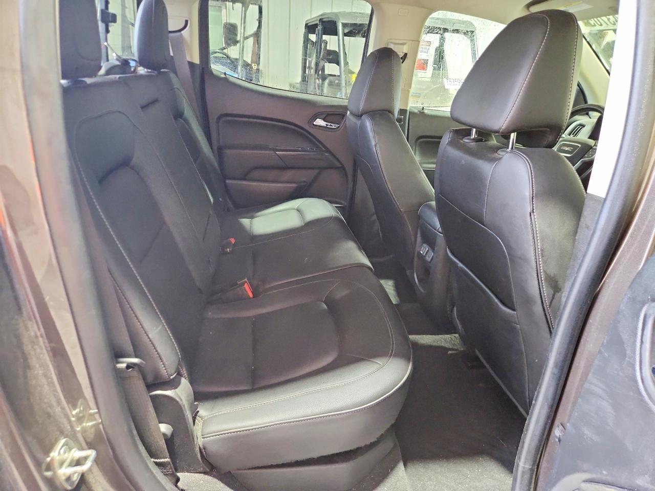 2020 GMC Canyon slt