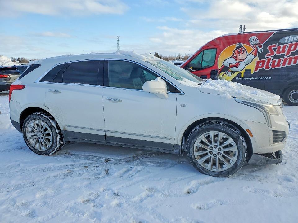 2017 Cadillac XT5 Platinum