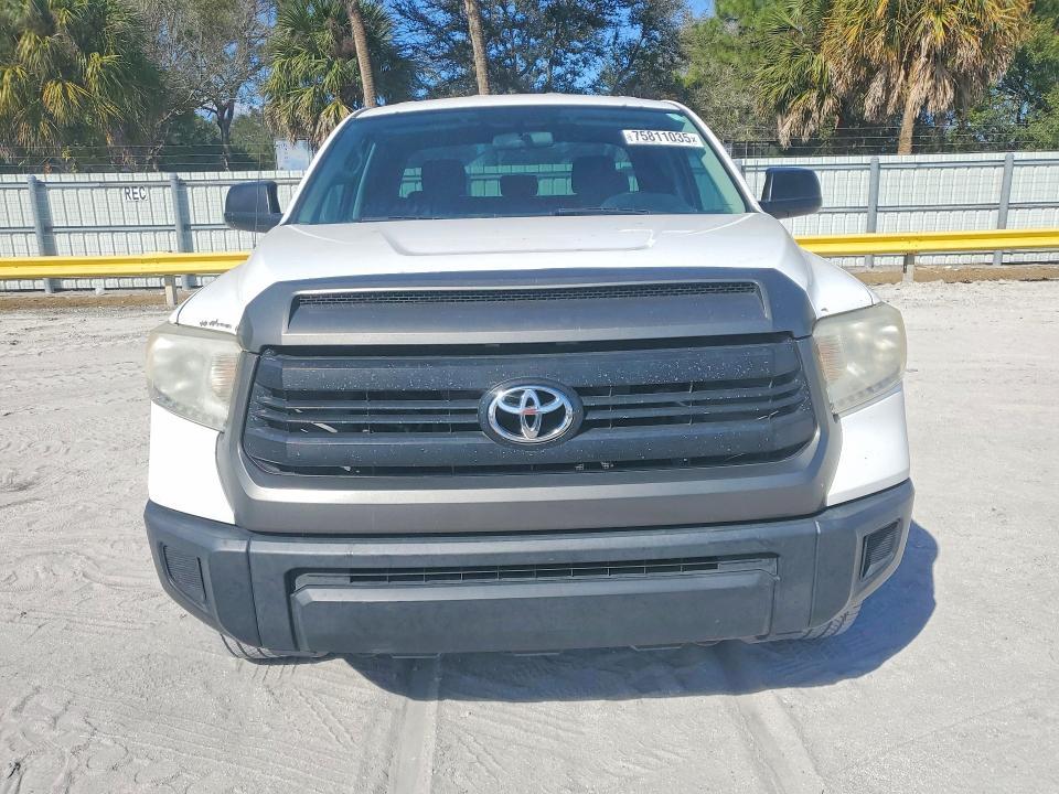 2017 Toyota Tundra Double cab sr