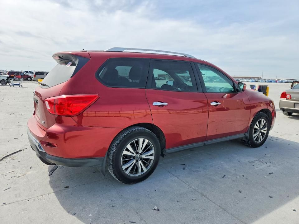 2017 Nissan Pathfinder sv