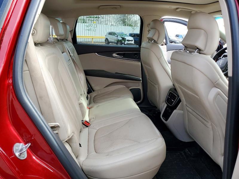 2019 Lincoln Nautilus Reserve