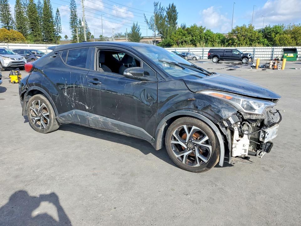 2018 Toyota C-hr xle