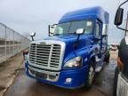 2015 Freightliner Cascadia Semi Truck