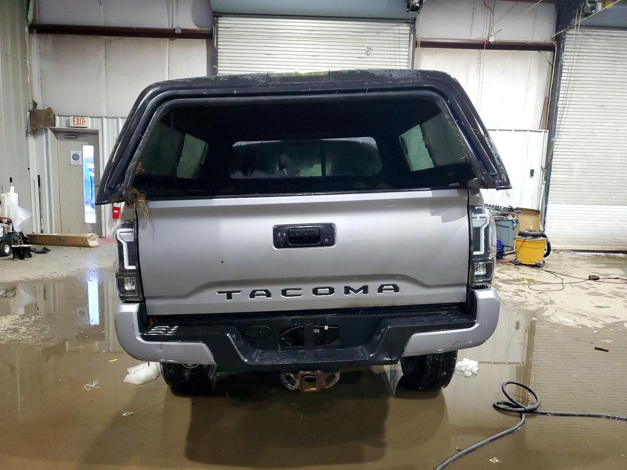 2016 Toyota Tacoma TRD Sport