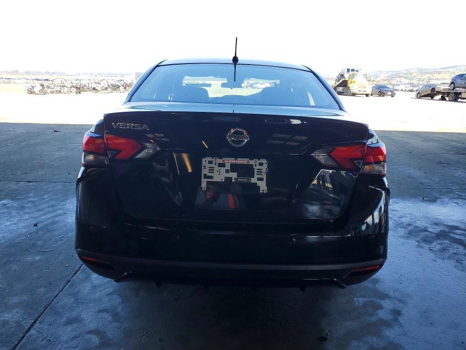 2021 Nissan Versa s