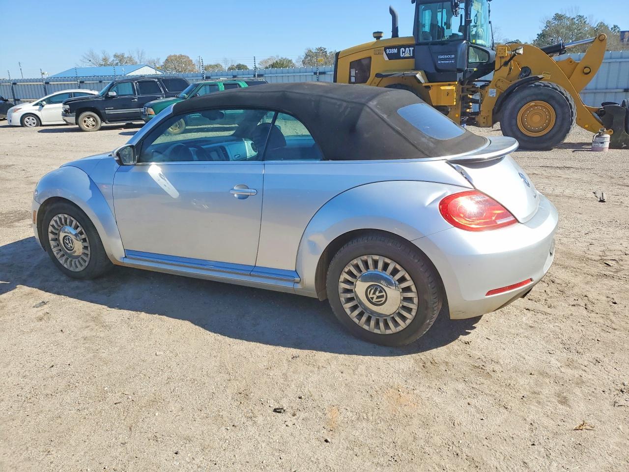 2016 Volkswagen Beetle s