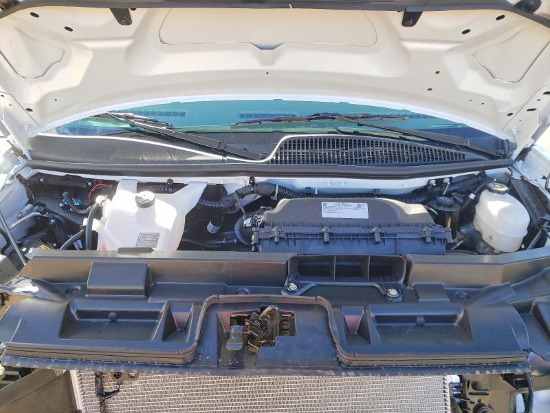 2025 Chevrolet Express G2500