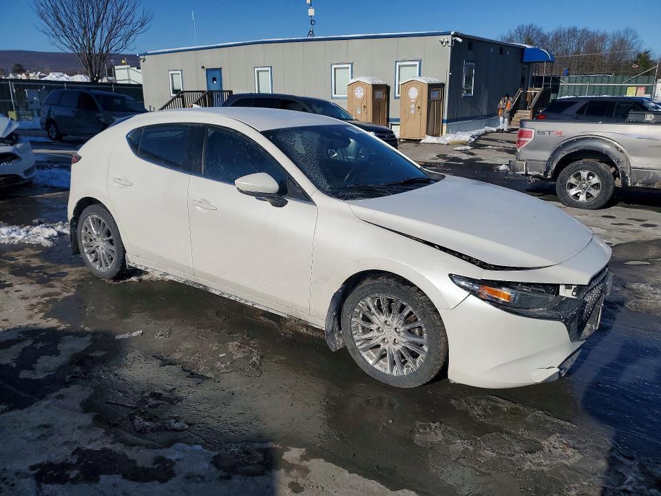 2020 Mazda 3 Preferred