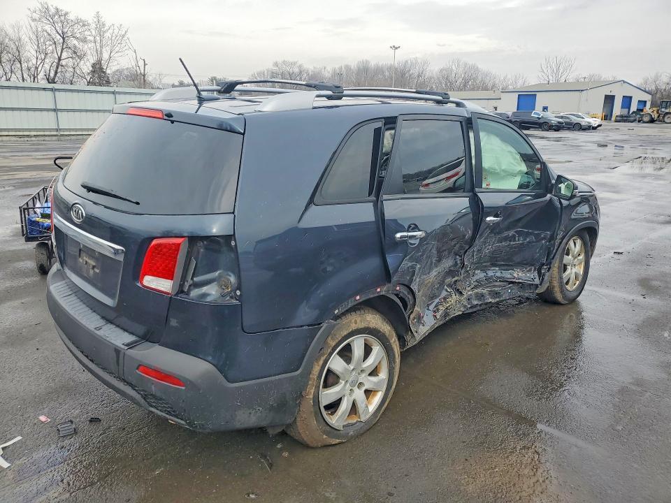 2013 KIA Sorento lx