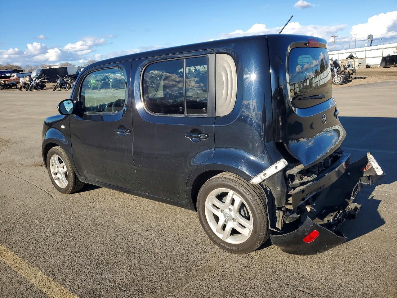 2012 Nissan Cube Base