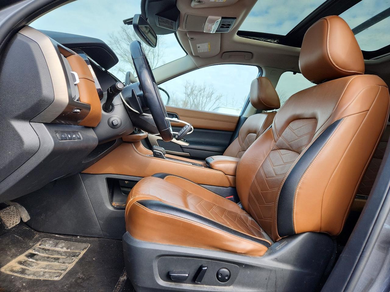 2022 Nissan Pathfinder Platinum