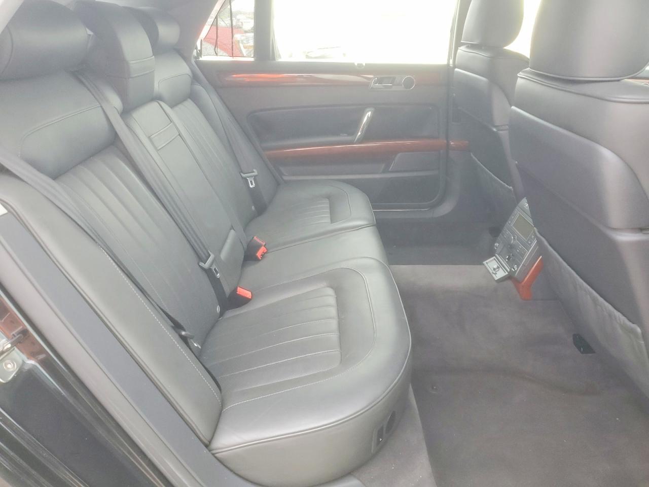 2005 Volkswagen Phaeton 4.2