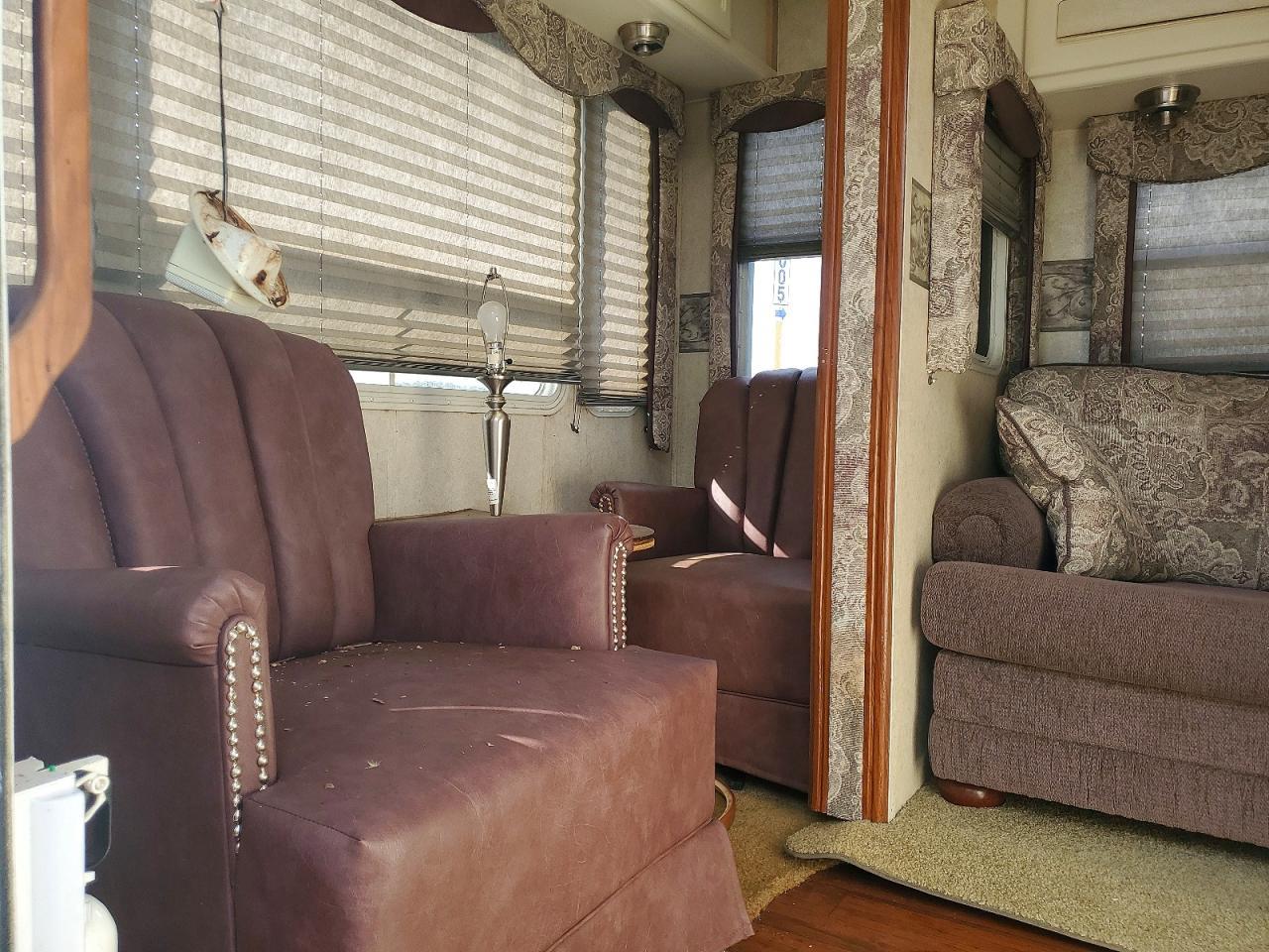 2005 Camper Trailer