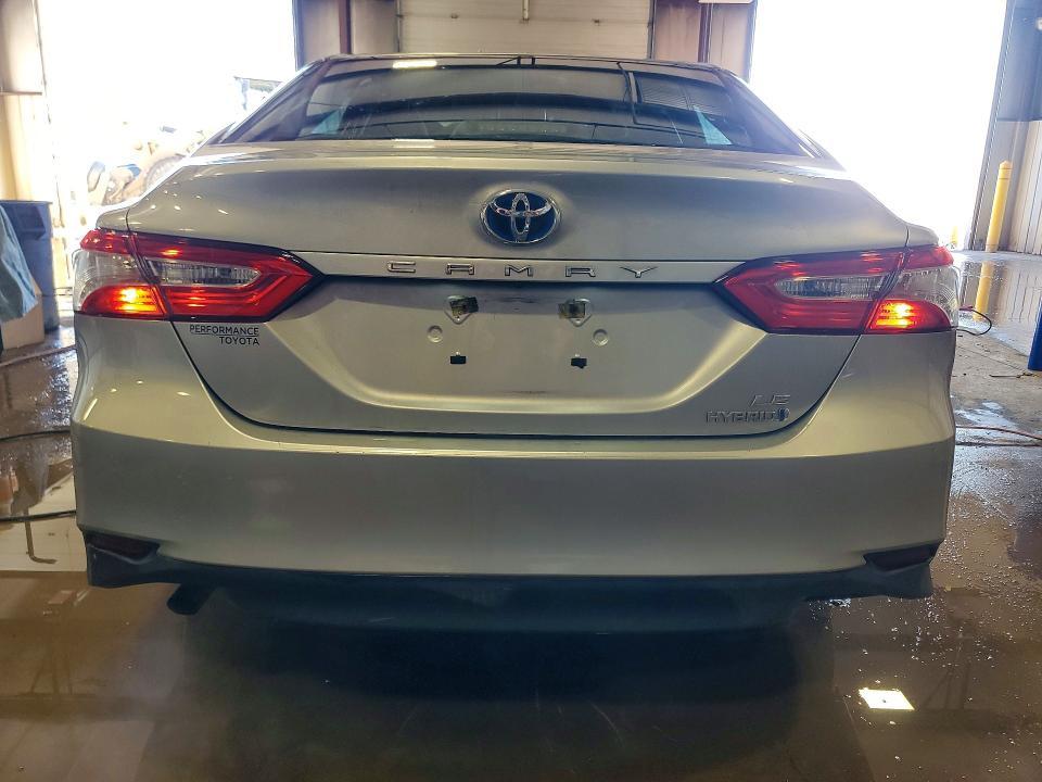2018 Toyota Camry Hybrid le