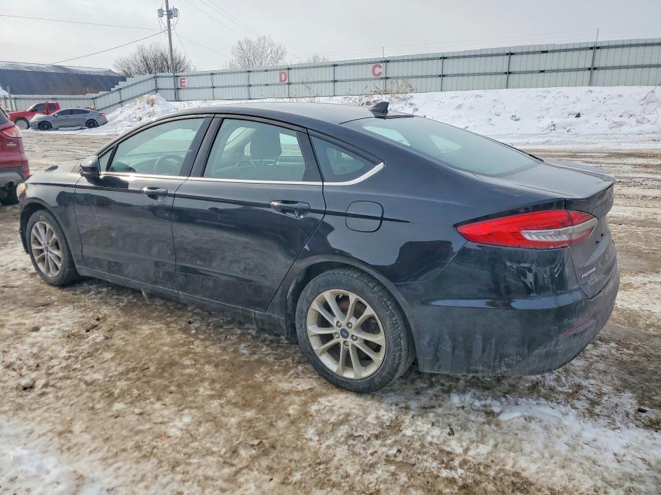 2020 Ford Fusion se