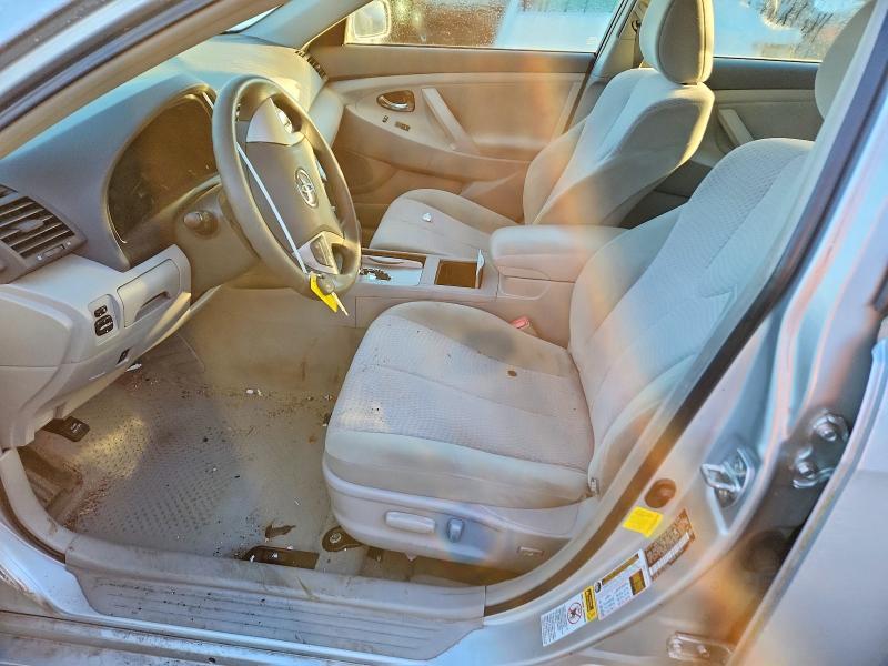 2011 Toyota Camry le