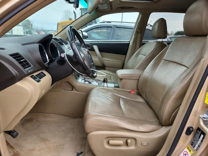 2010 Toyota Highlander se