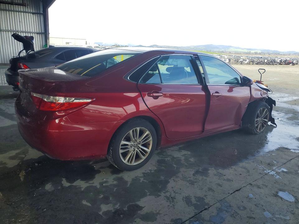 2015 Toyota Camry le