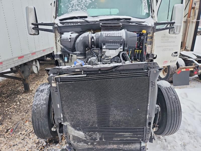 2023 Kenworth T680 Semi Truck