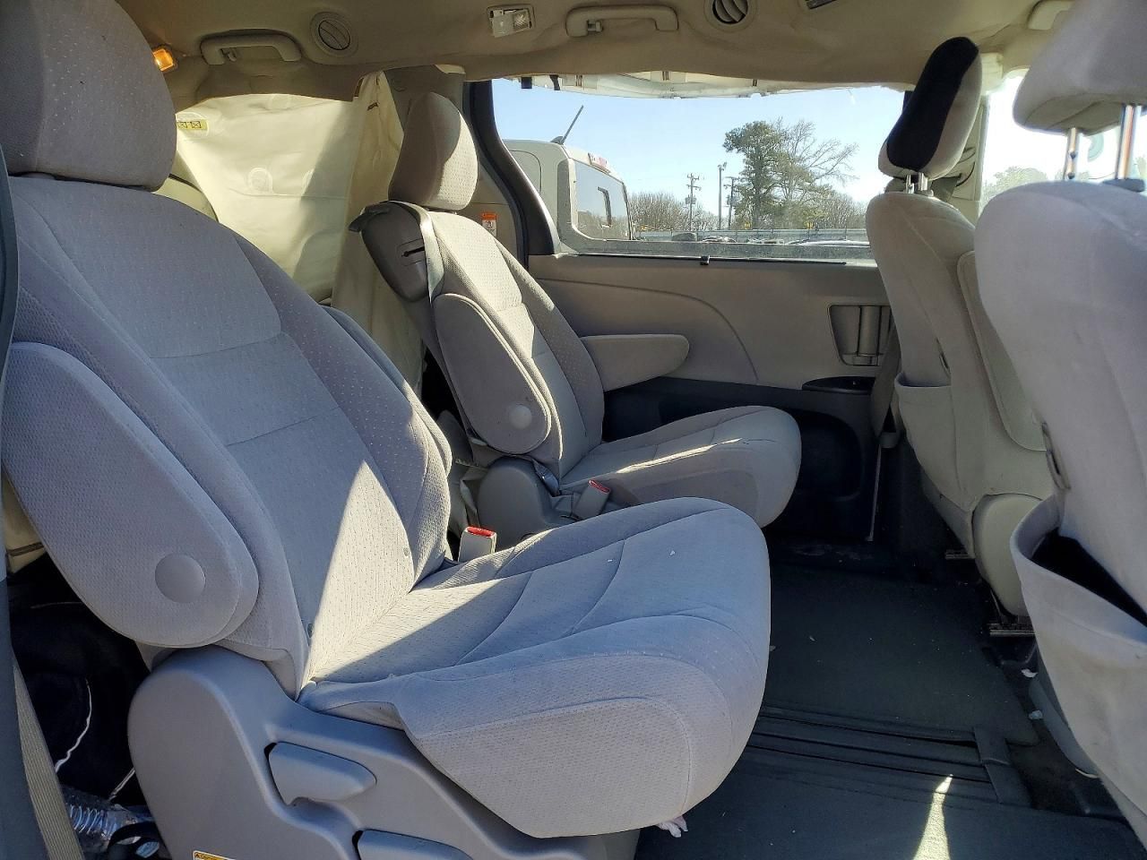 2015 Toyota Sienna le