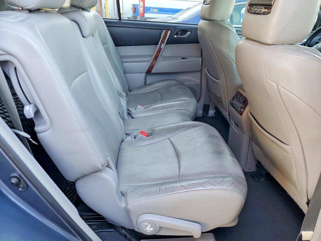 2012 Toyota Highlander Limited