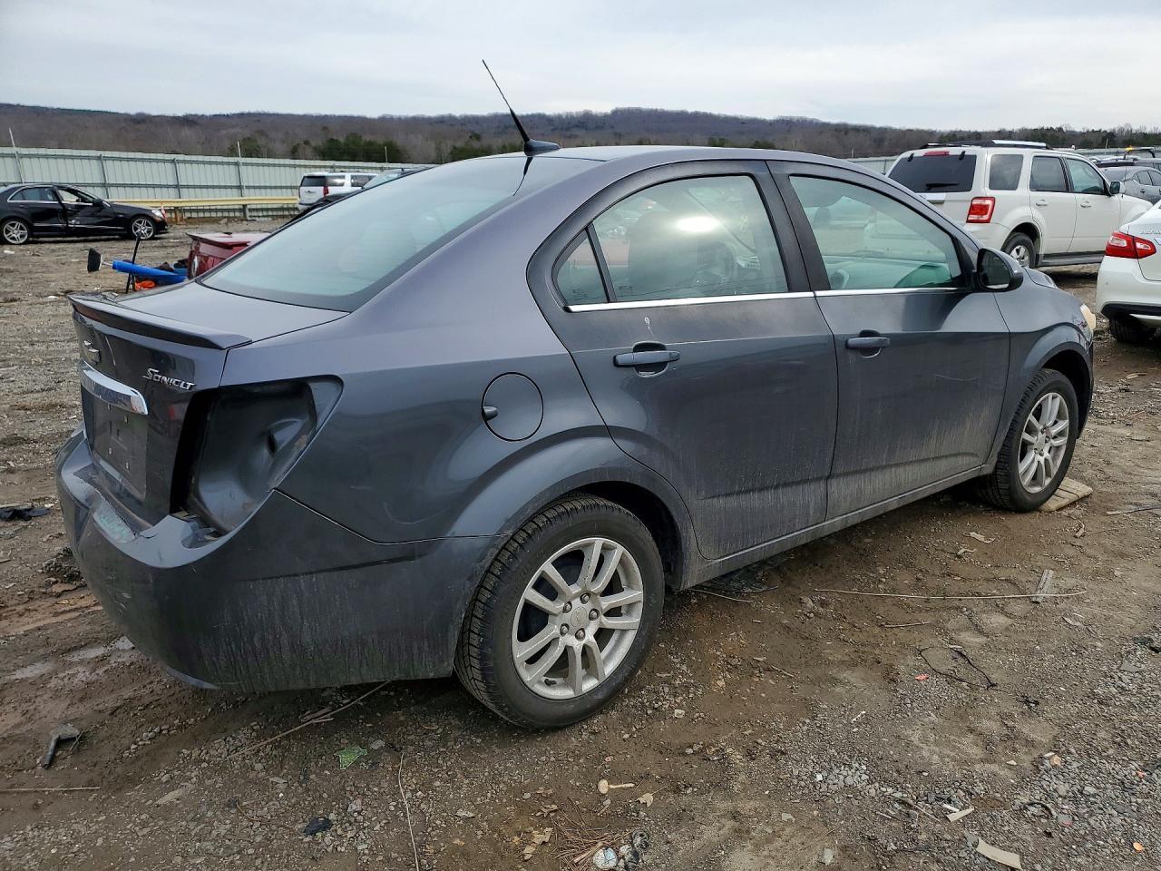 2013 Chevrolet Sonic lt