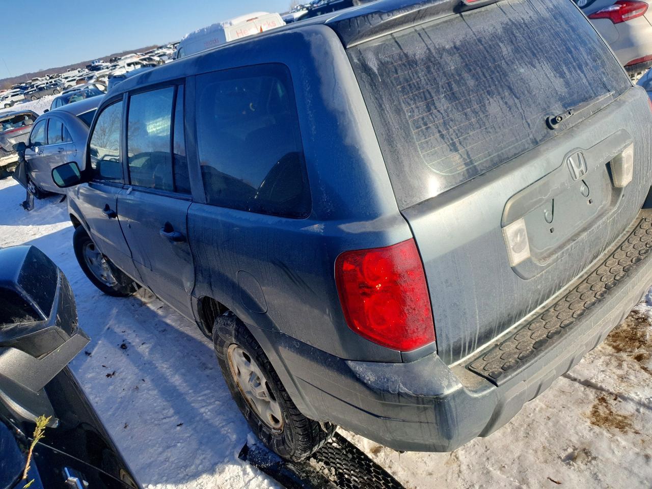 2005 Honda Pilot lx