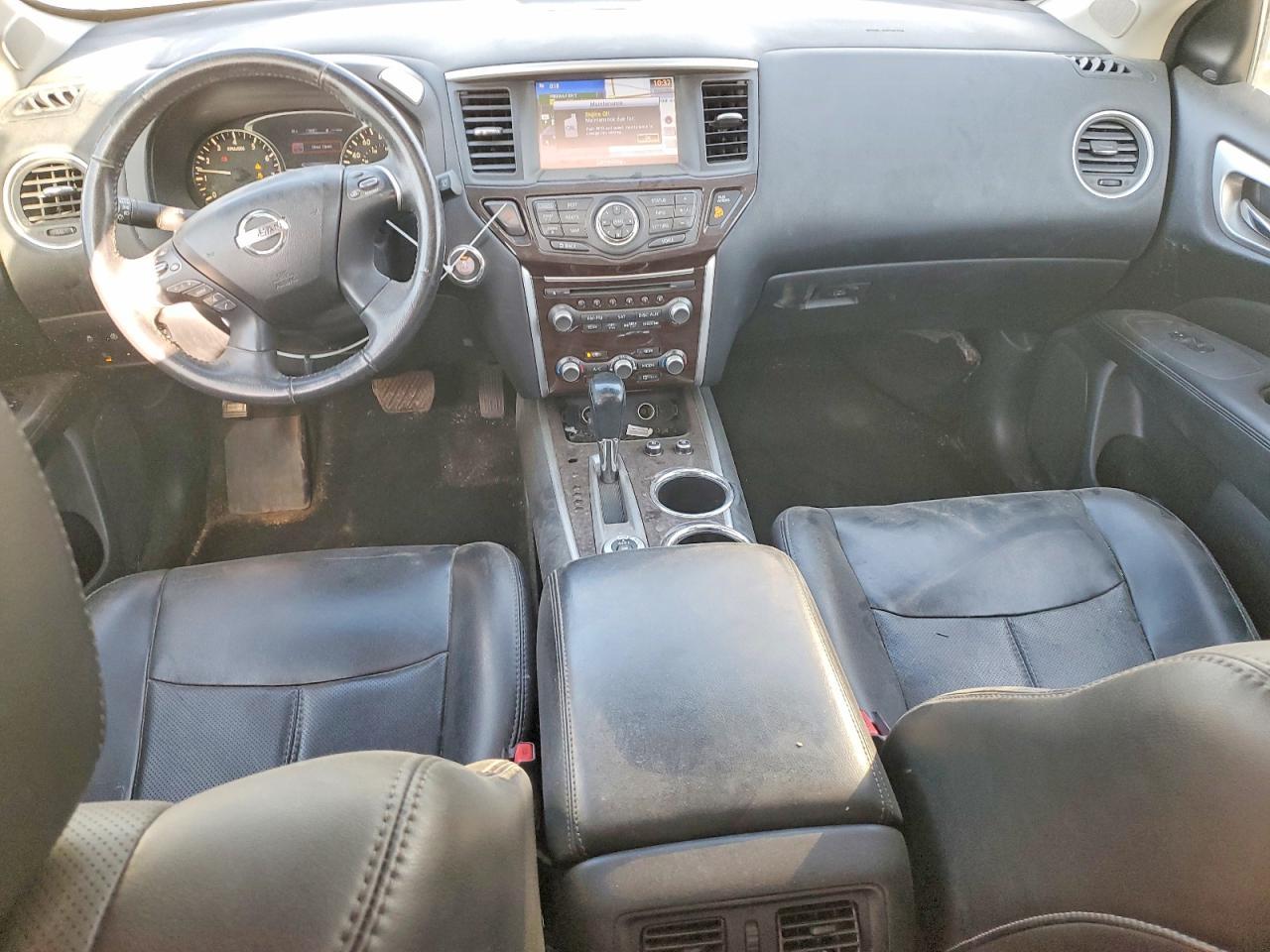 2015 Nissan Pathfinder s