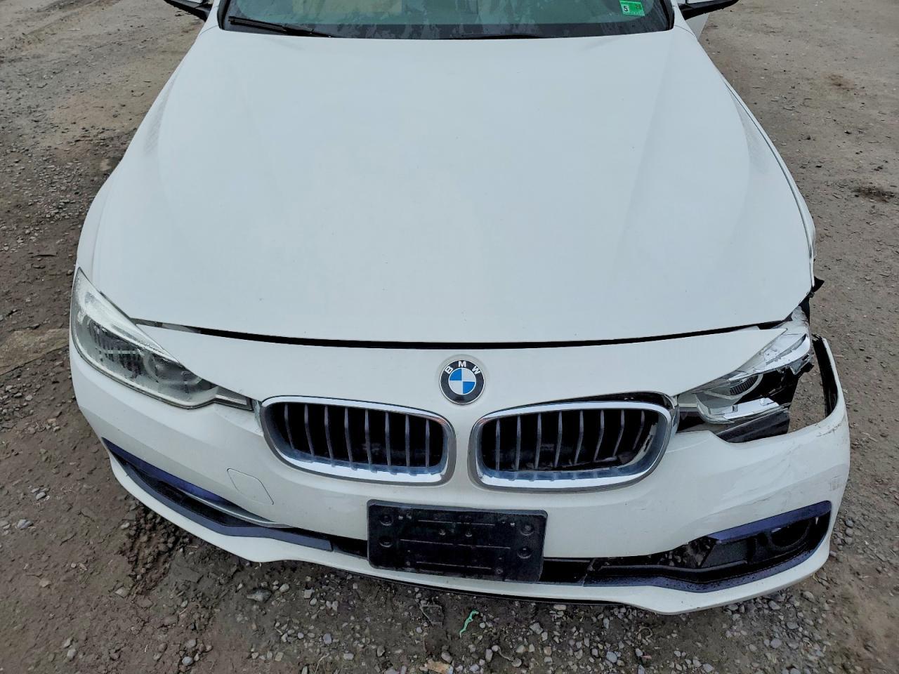 2018 BMW 330 xi