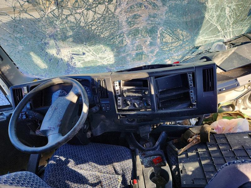 2023 Isuzu NPR HD Crew Cab Flatbed Truck