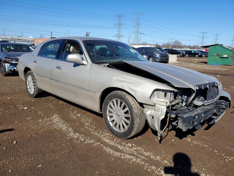 2004 Lincoln Townhouse Town car Executive