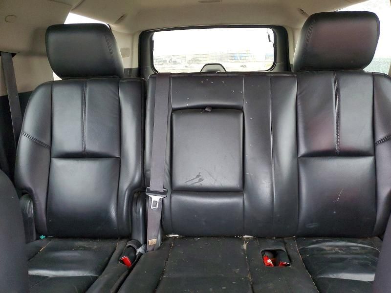 2011 Chevrolet Suburban K1500 lt