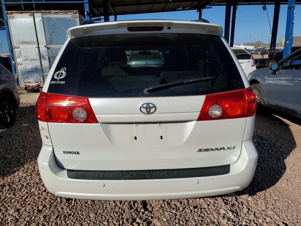 2010 Toyota Sienna xle