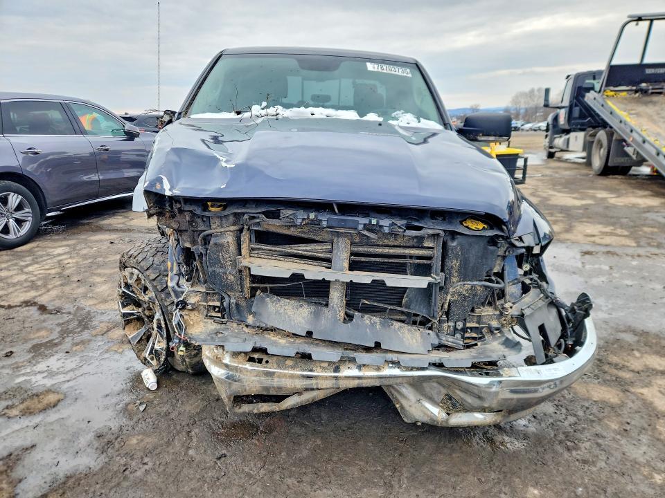 2015 Dodge Ram 1500 slt