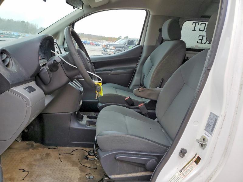 2015 Nissan NV200 S