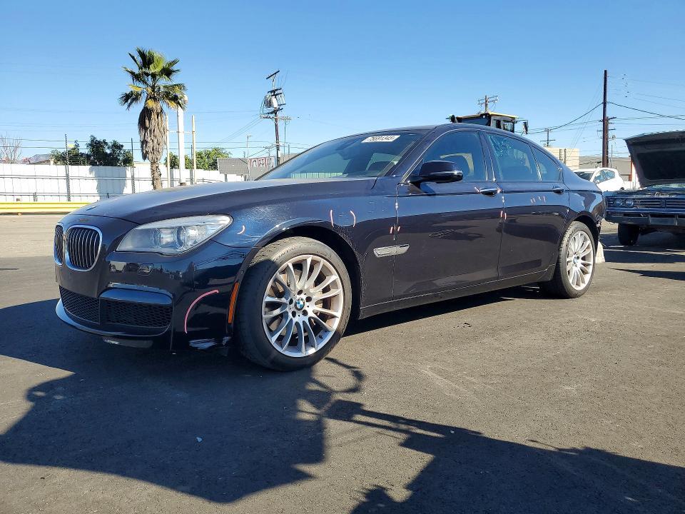 2015 BMW 740 i