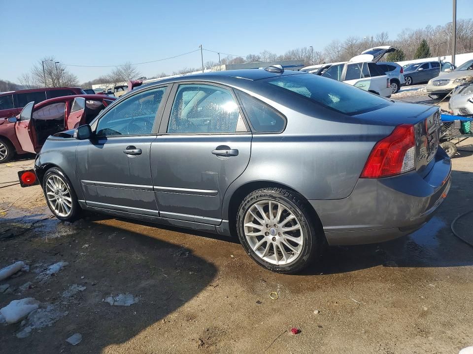 2010 Volvo S40 2.4i