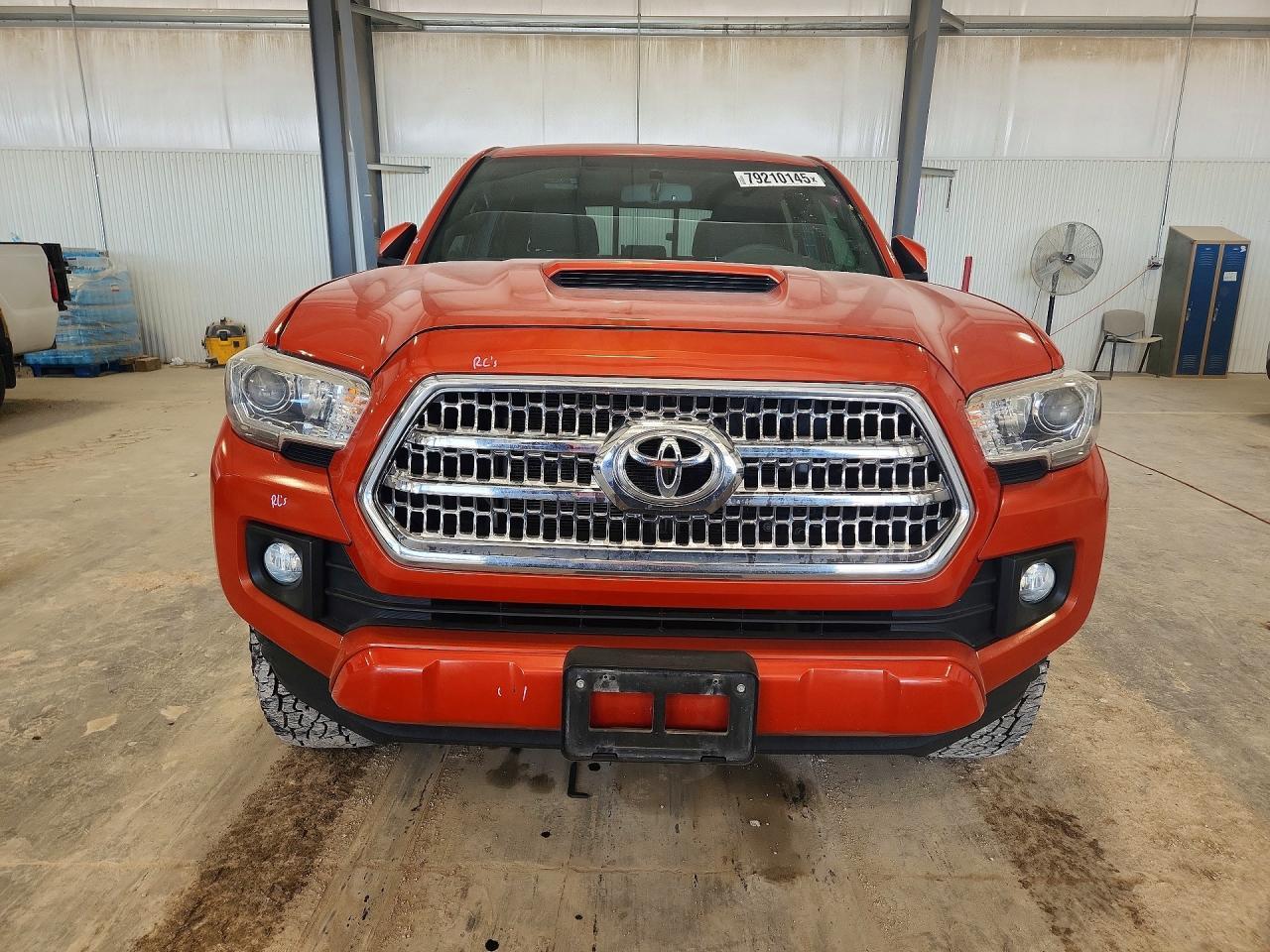 2016 Toyota Tacoma TRD Sport