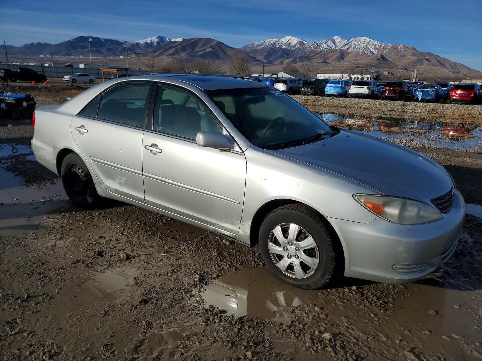 2002 Toyota Camry le