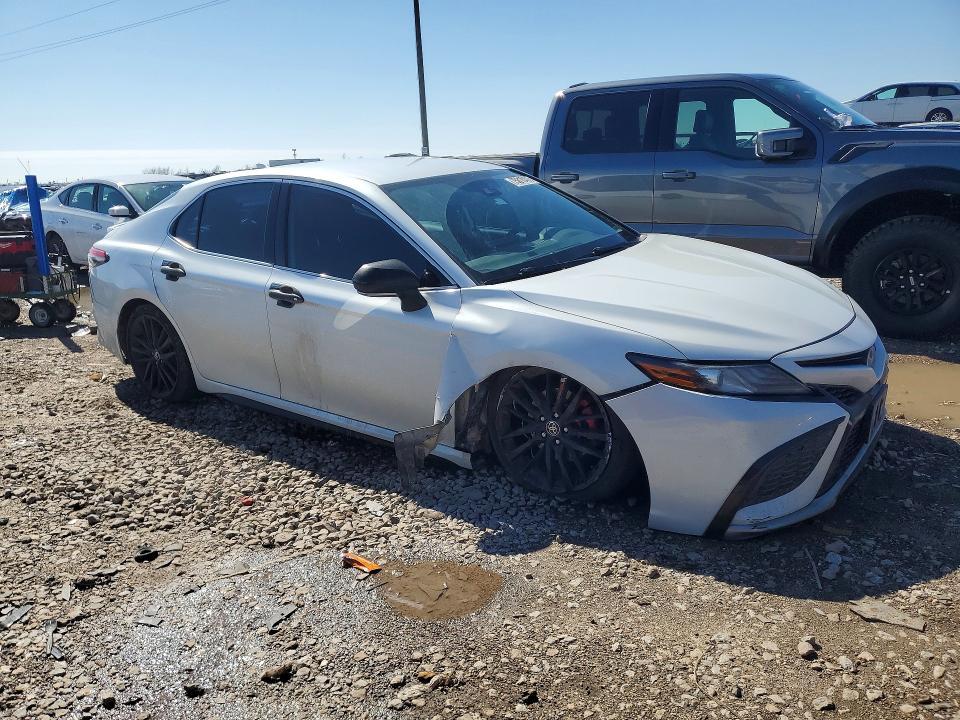 2021 Toyota Camry xse