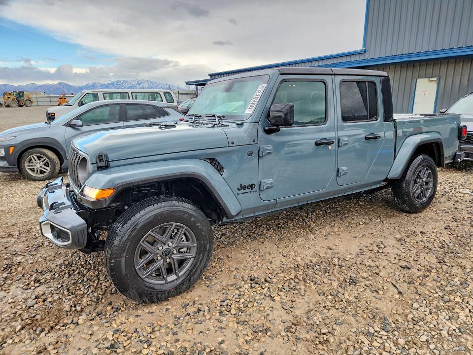 2025 Jeep Gladiator Sport