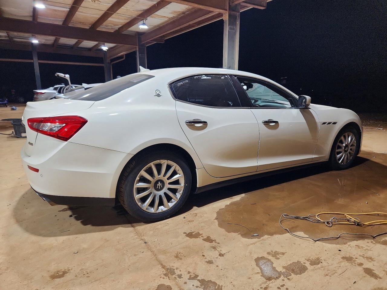 2014 Maserati Ghibli