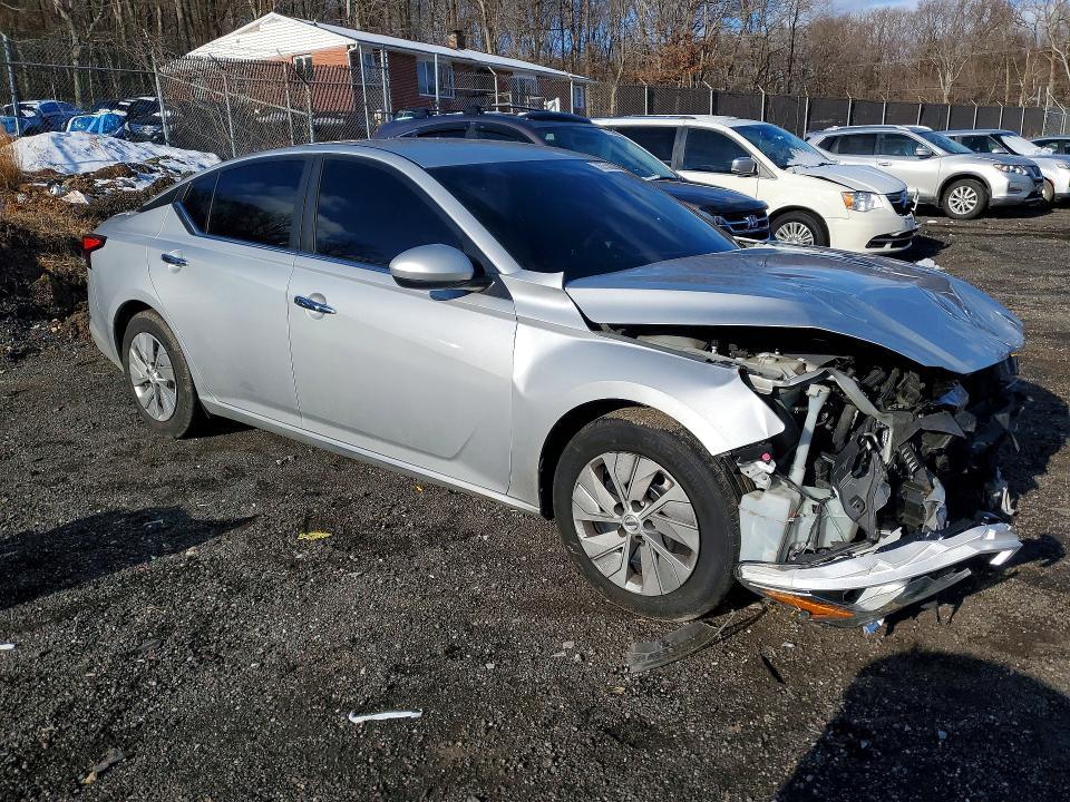 2019 Nissan Altima 2.5 s