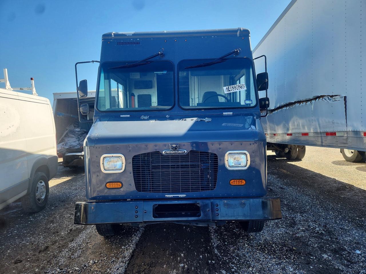 2021 Freightliner MT45 Chassis Delivery Truck