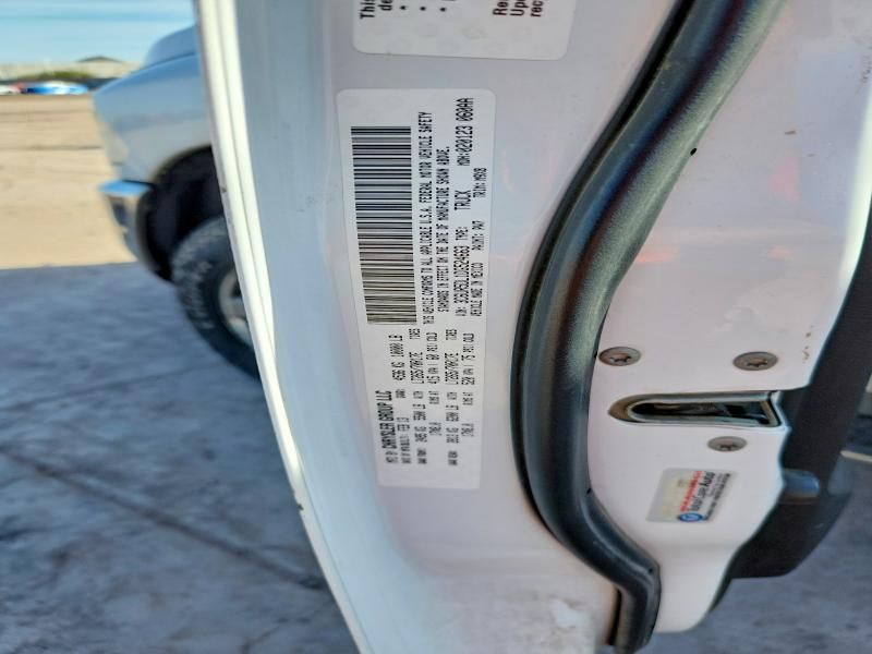 2013 Dodge Ram 2500 slt